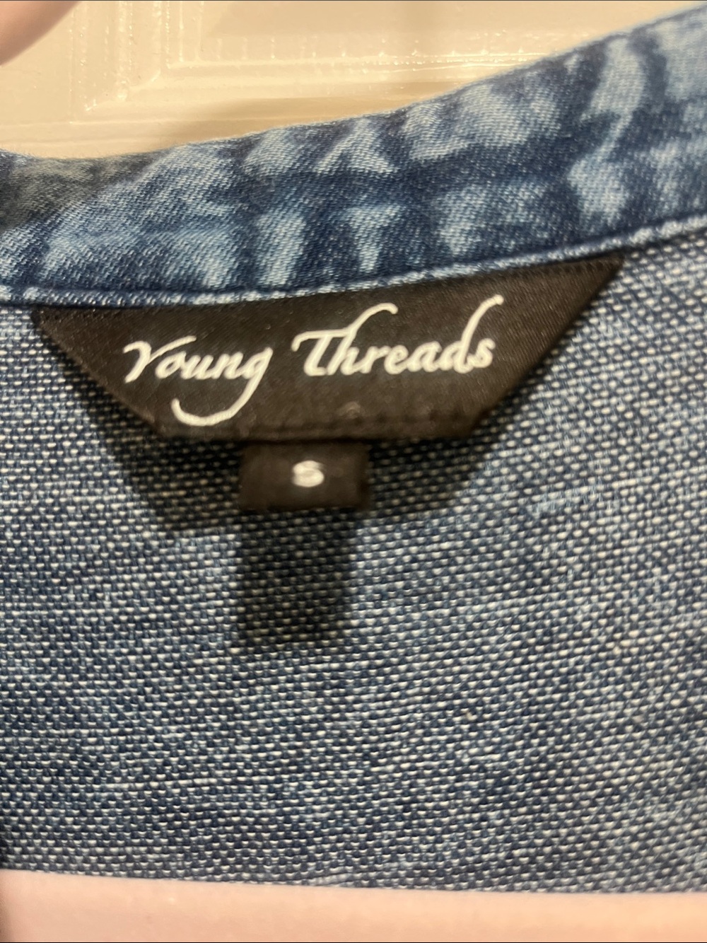 Whitley Croft Denim & Lace Open Jacket - Blue and White - Picture 2 of 4